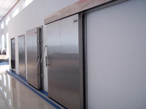 高溫庫與低溫庫在建造結構上有何不同？