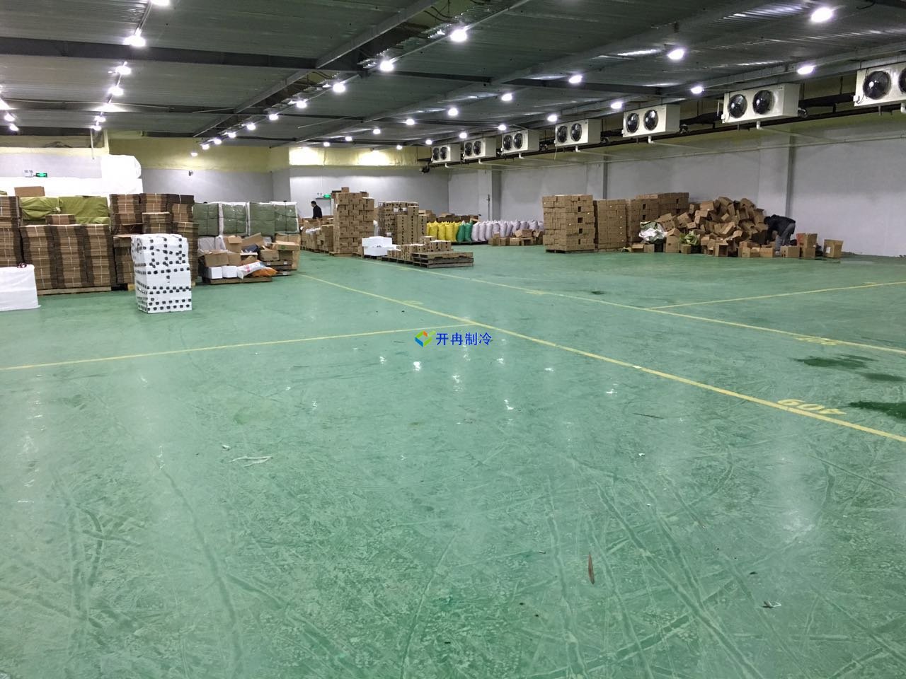 800噸海鮮保鮮冷庫(kù)安裝，保鮮冷庫(kù)設(shè)備一天耗電量多少